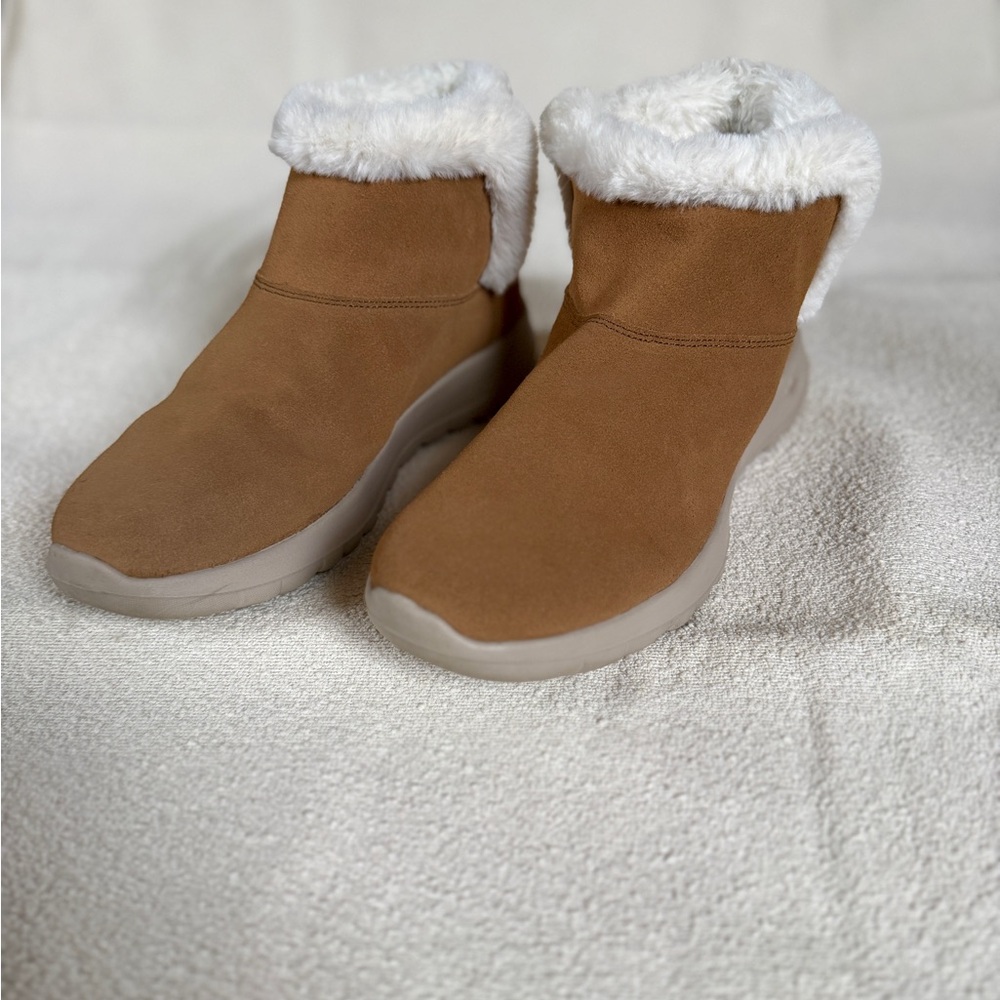 Sketchers Tan & Fur Women's Boots